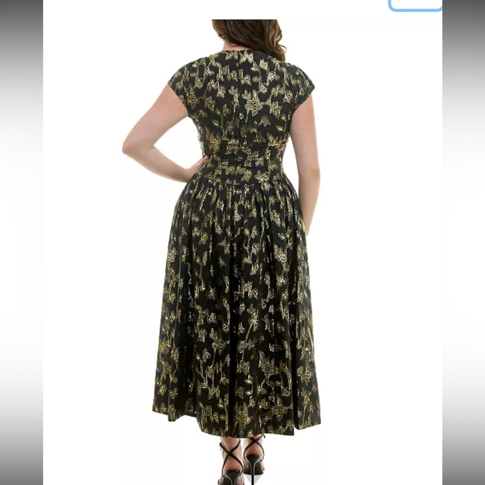 TAYLOR dress size 12
